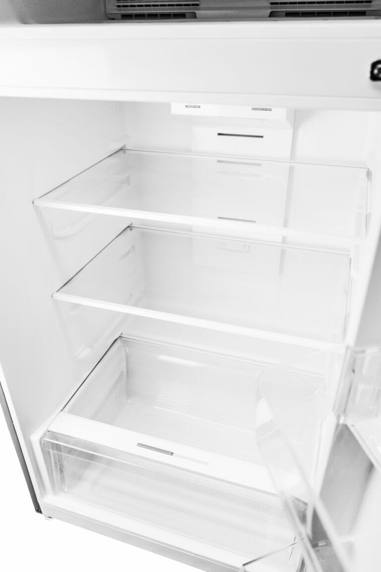 Danby 14.2 cu. ft. Apartment Size Fridge Top Mount in Stainless Steel